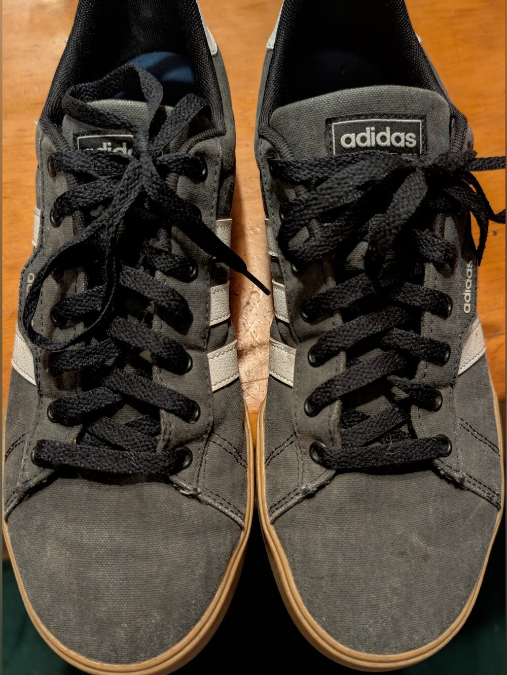 Adidas Men's Charcoal Black and White Low-Top Sneakers with Gum Sole. Size 10.5